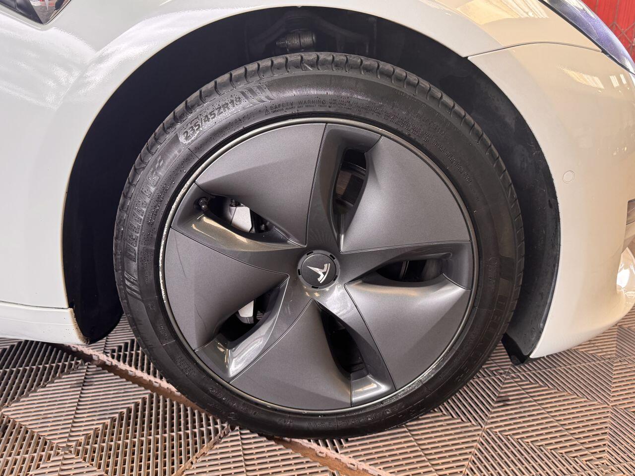 Tesla Model 3 view 23