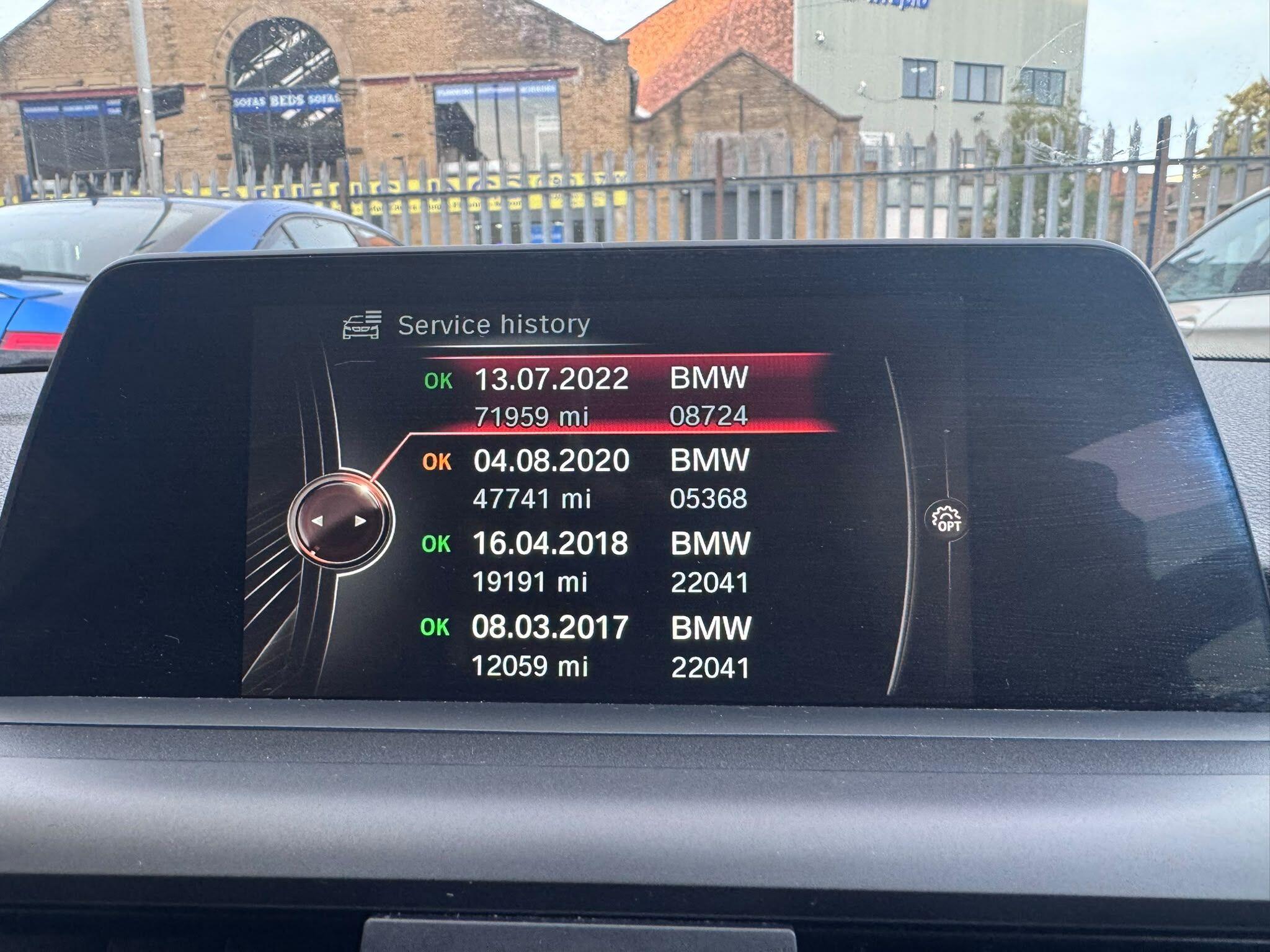 BMW 2 Series view 31