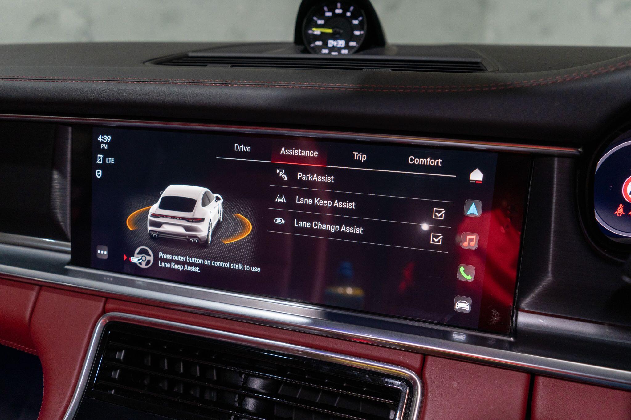 Porsche Panamera view 23