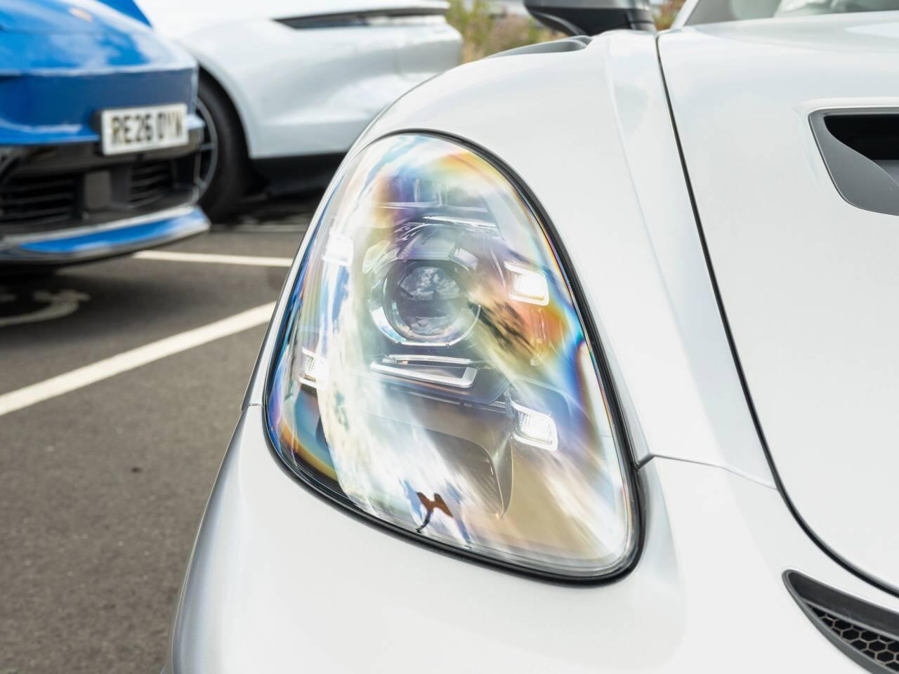 Porsche 718 Spyder view 18