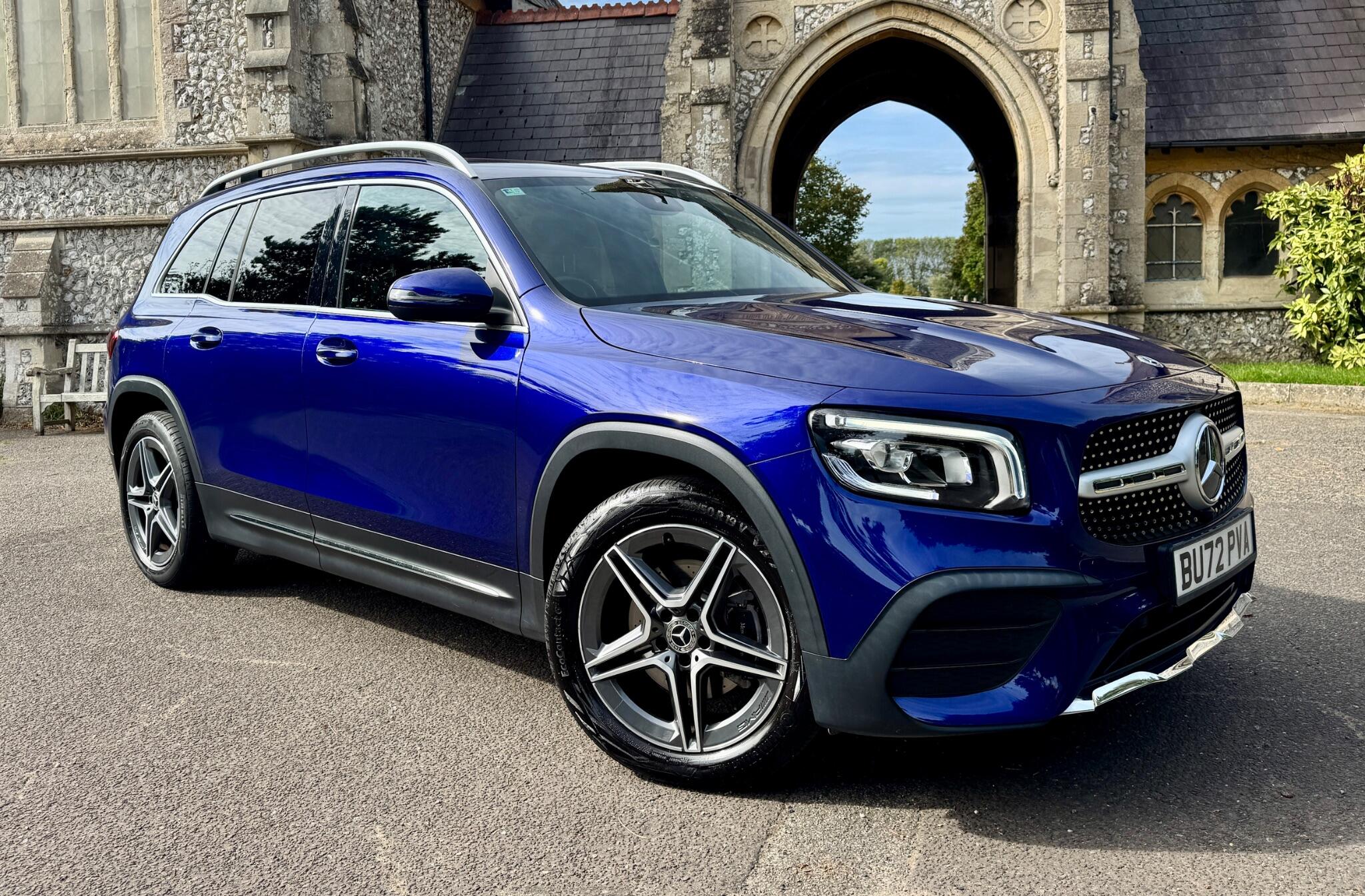 Mercedes-Benz GLB view 2