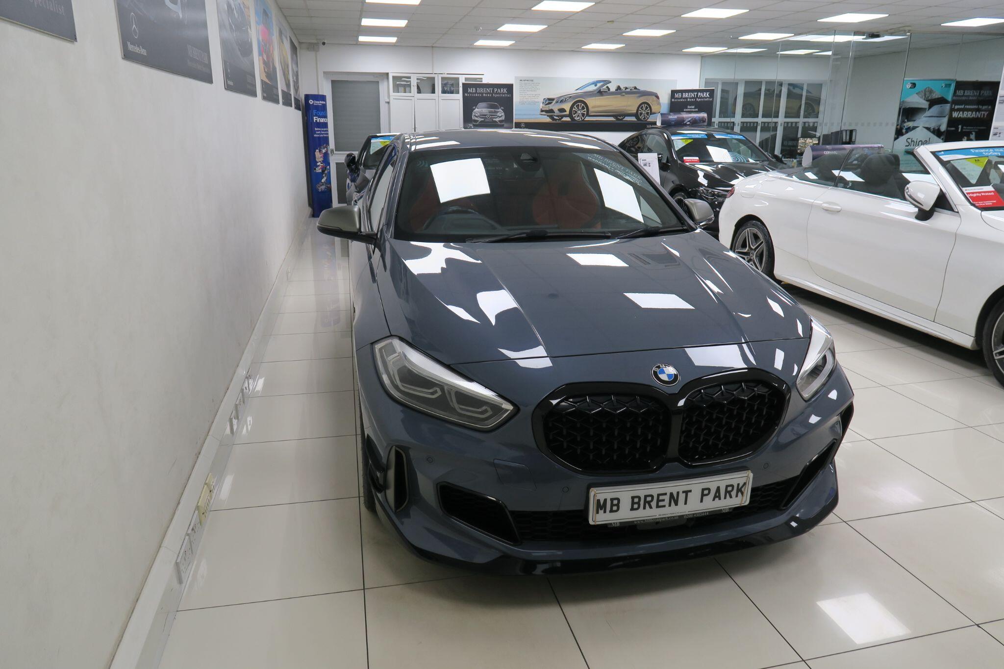 BMW 1 Series view 4