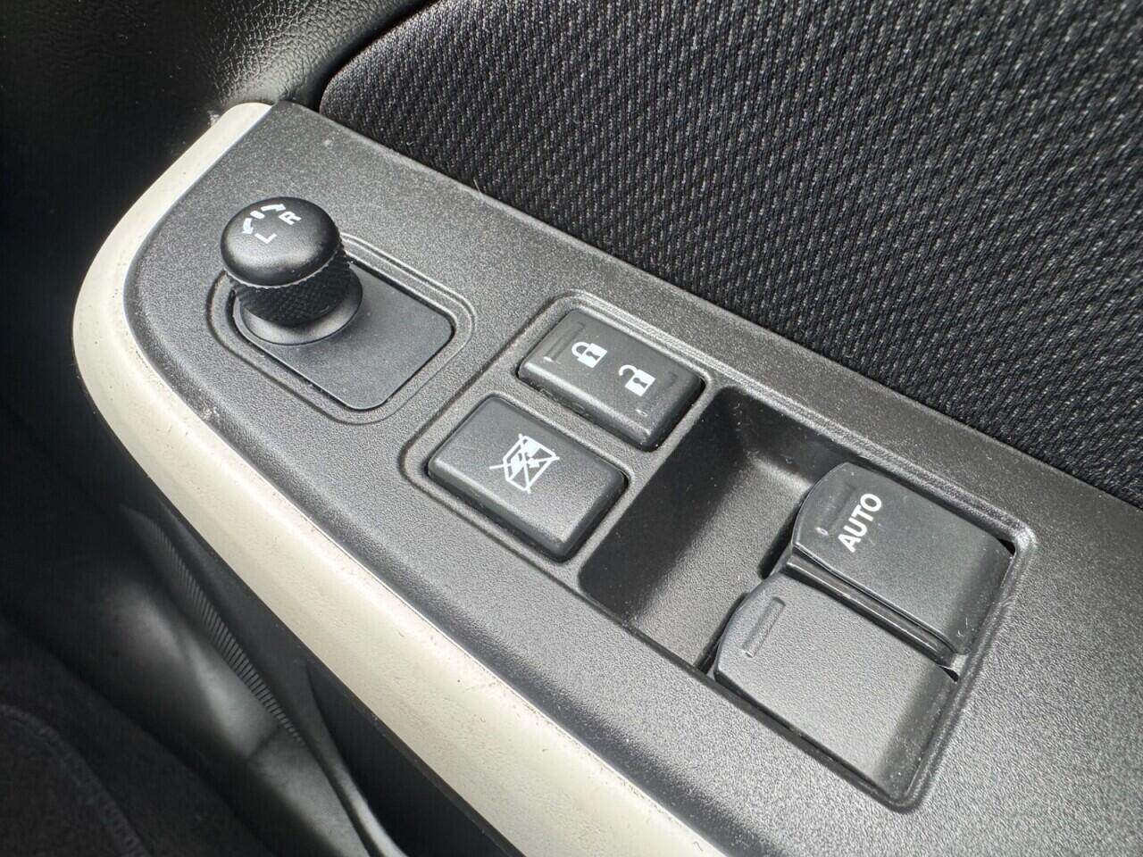 Suzuki Swift view 30