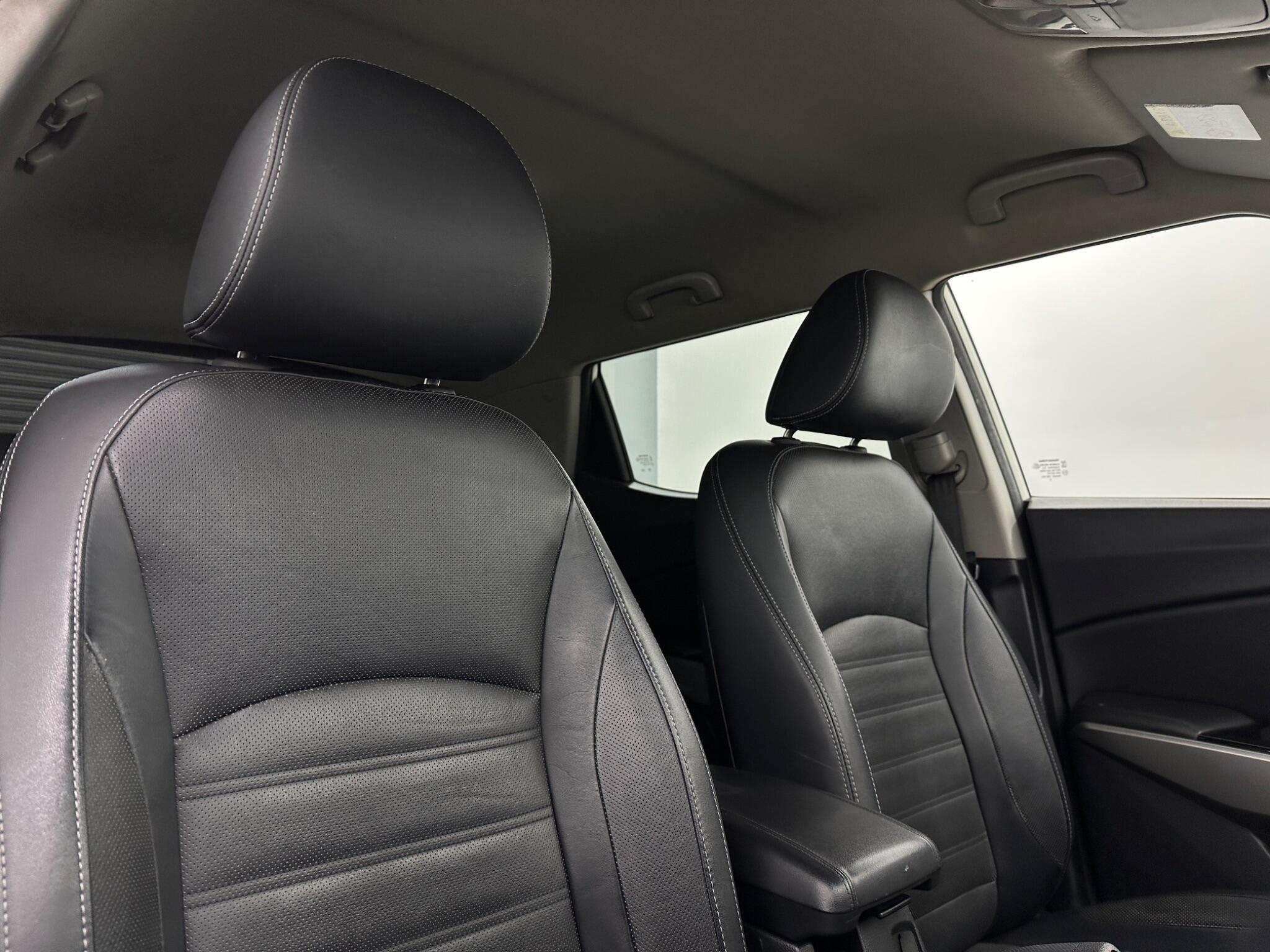 KGM Tivoli view 32