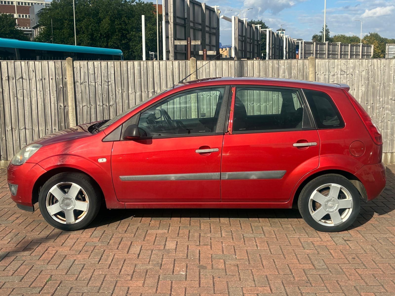 Ford Fiesta view 7