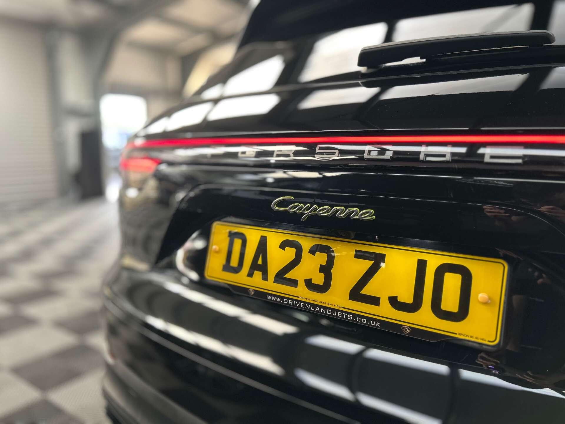 Porsche Cayenne view 20