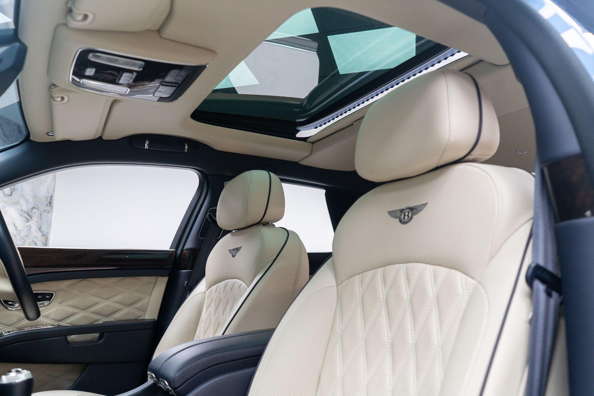 Bentley Mulsanne view 16