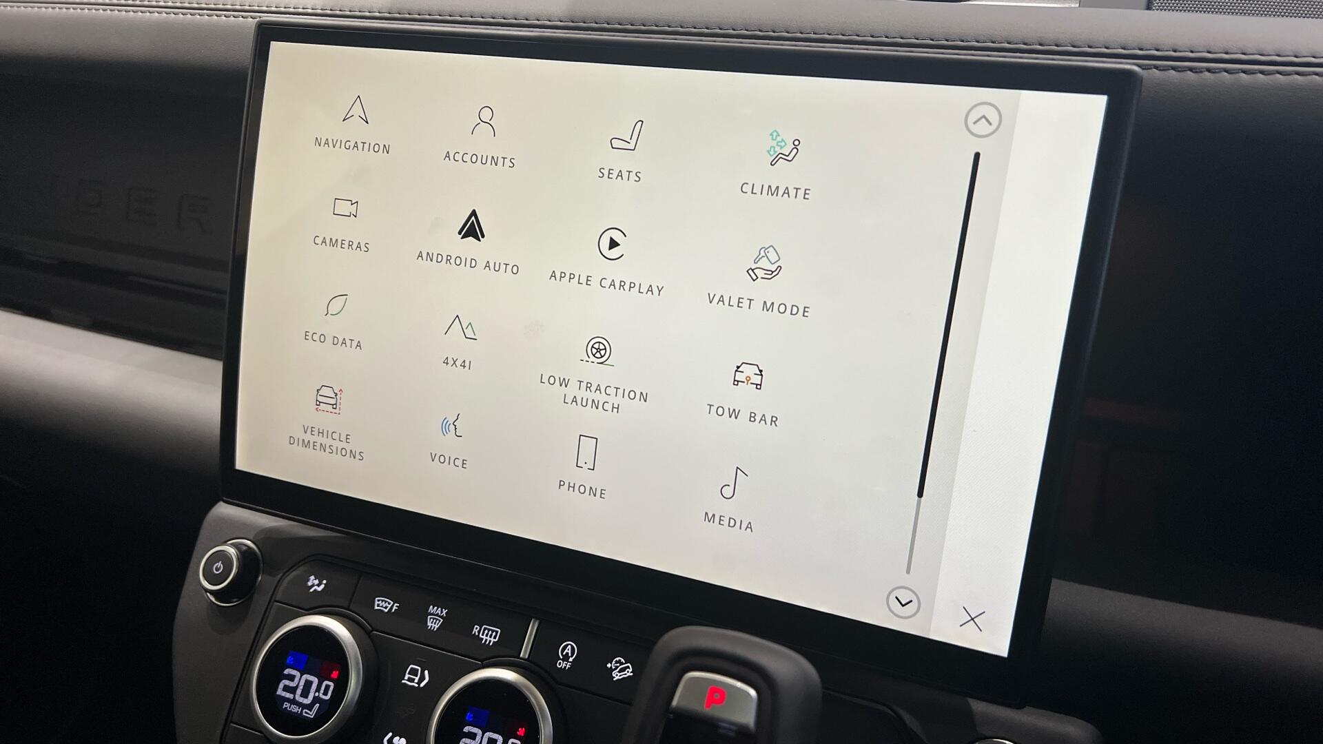 Land Rover Defender view 39