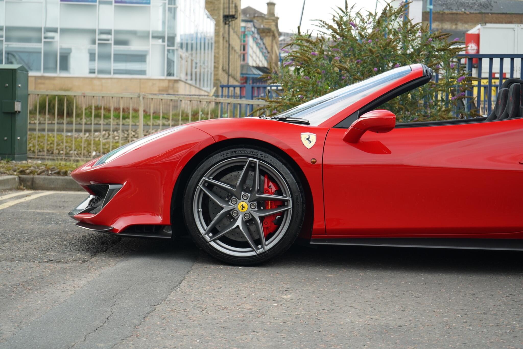 Ferrari 488 Pista view 14