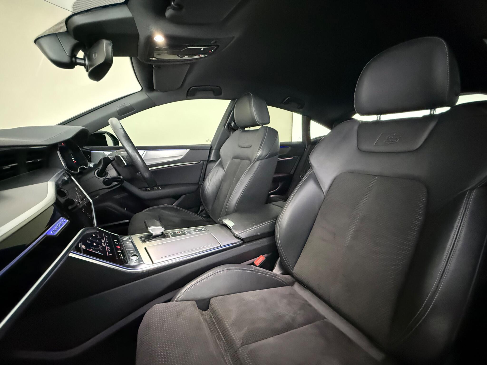 Audi A7 view 40