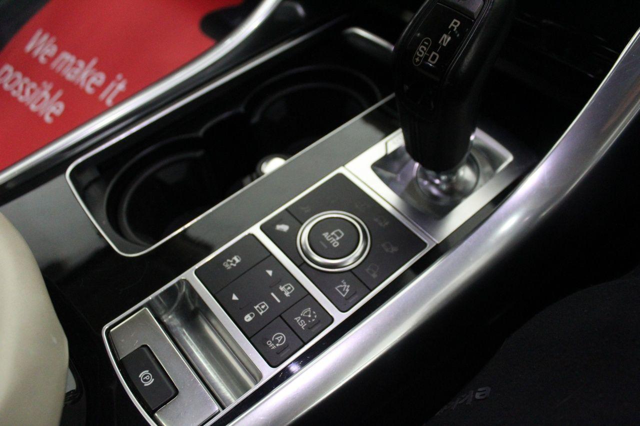 Land Rover Range Rover Sport view 34