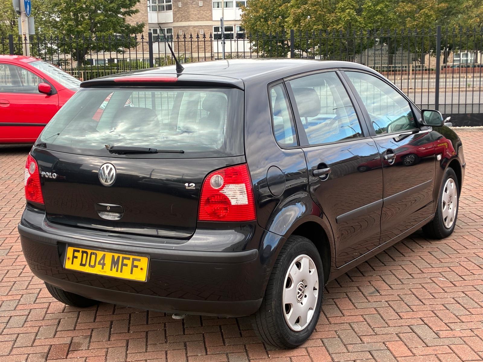 Volkswagen Polo view 5