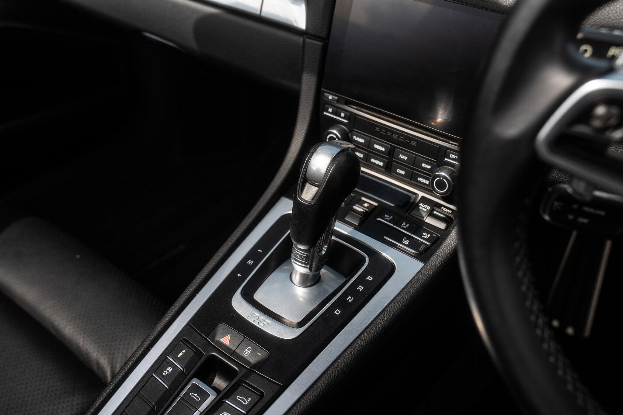 Porsche 718 Boxster view 33