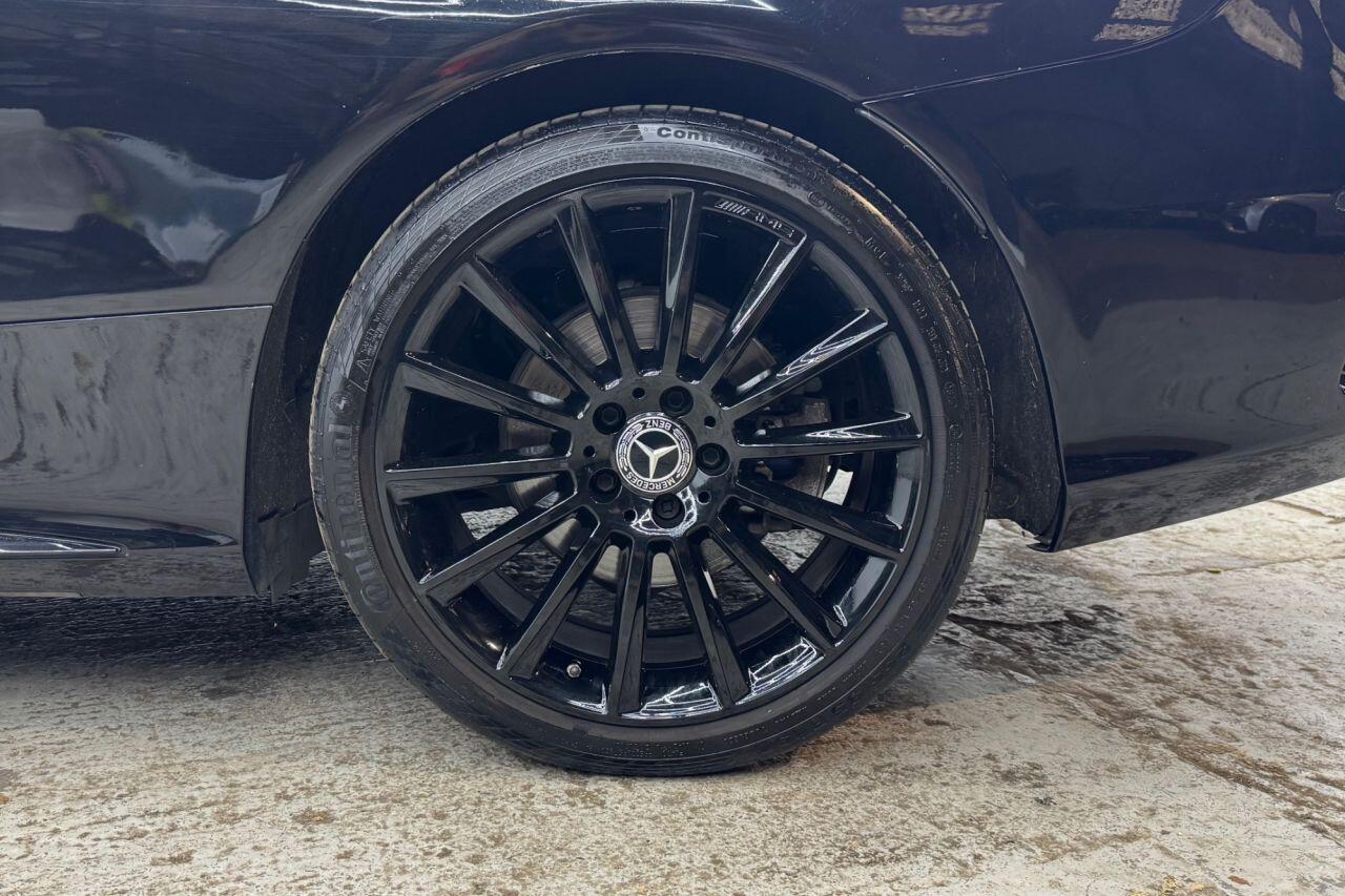 Mercedes-Benz C-Class view 37