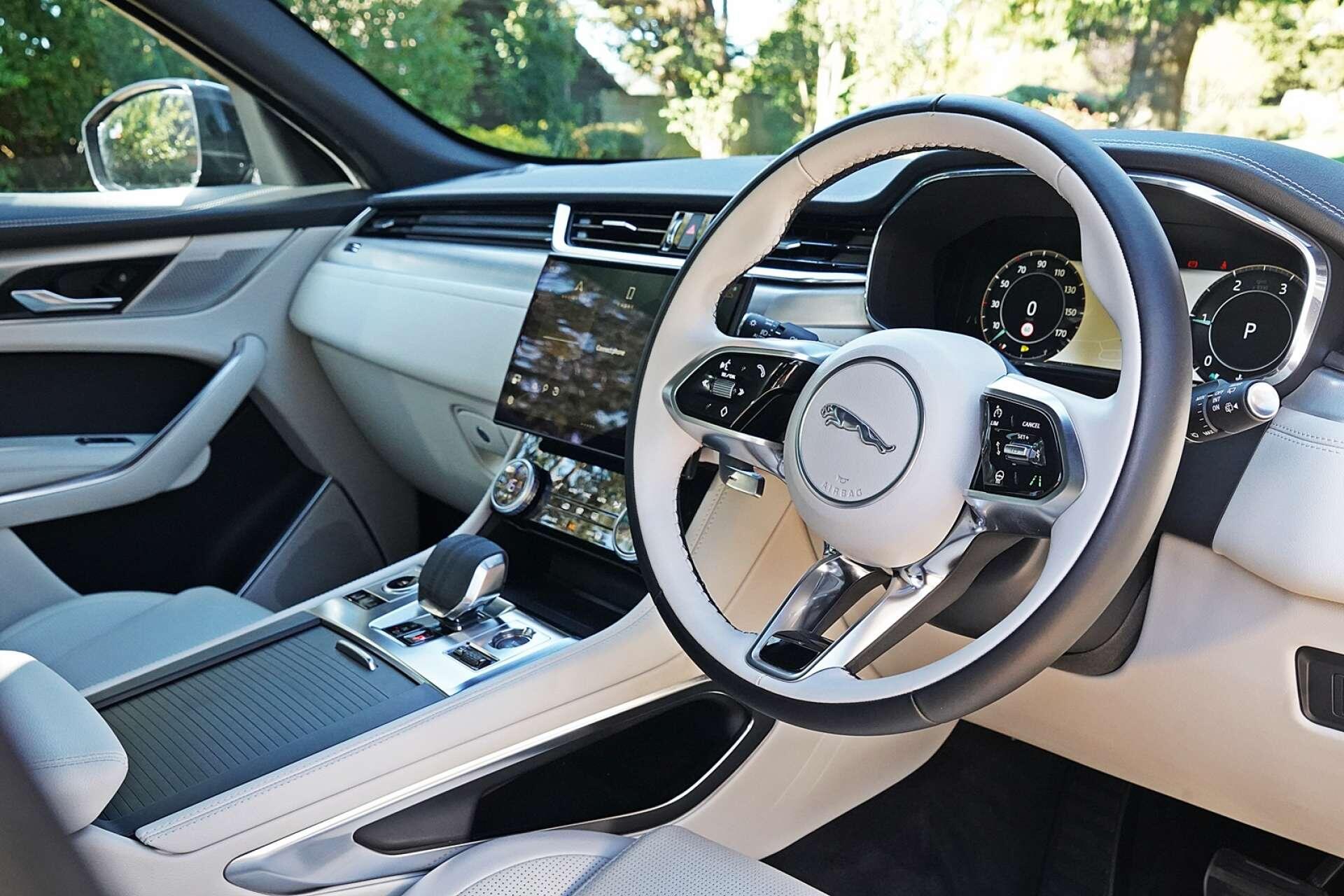 Jaguar F-Pace view 18