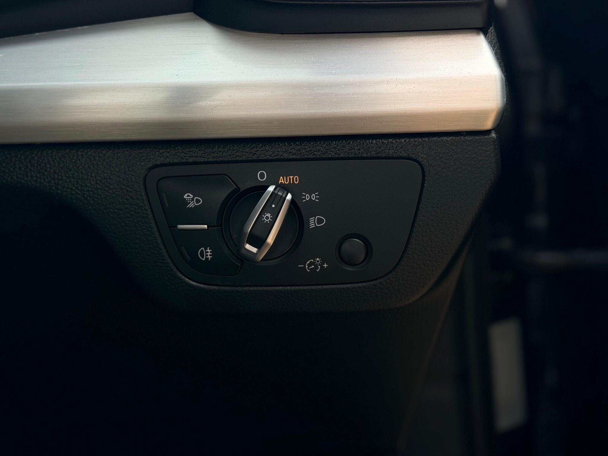Audi Q5 view 26