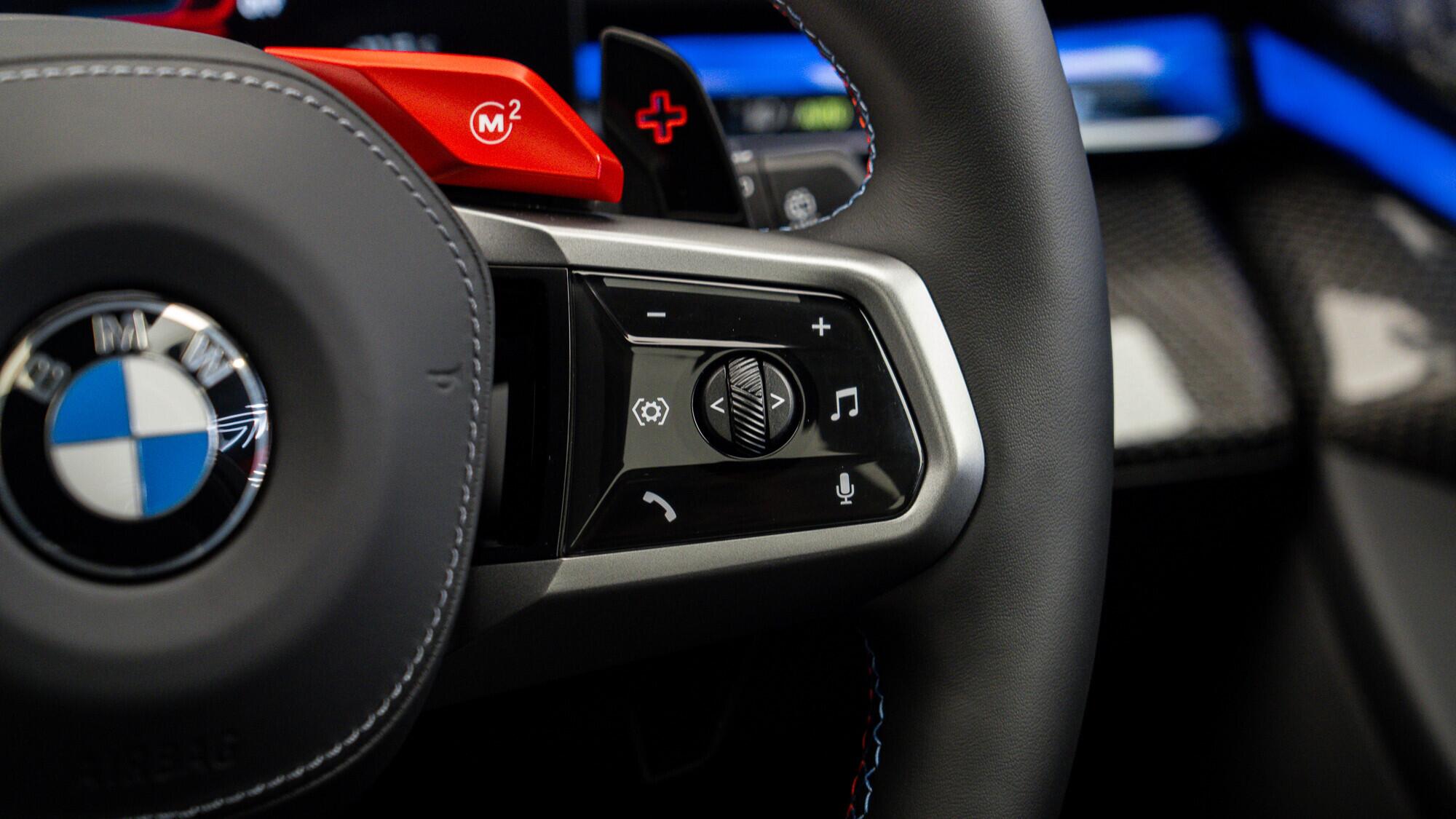 BMW M5 view 16