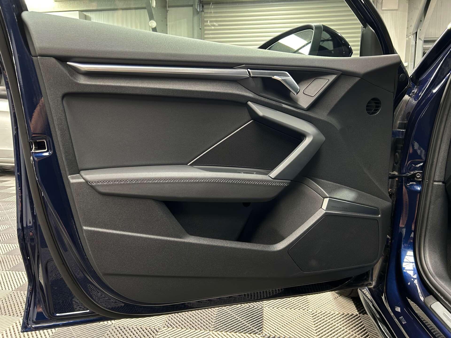 Audi S3 view 36