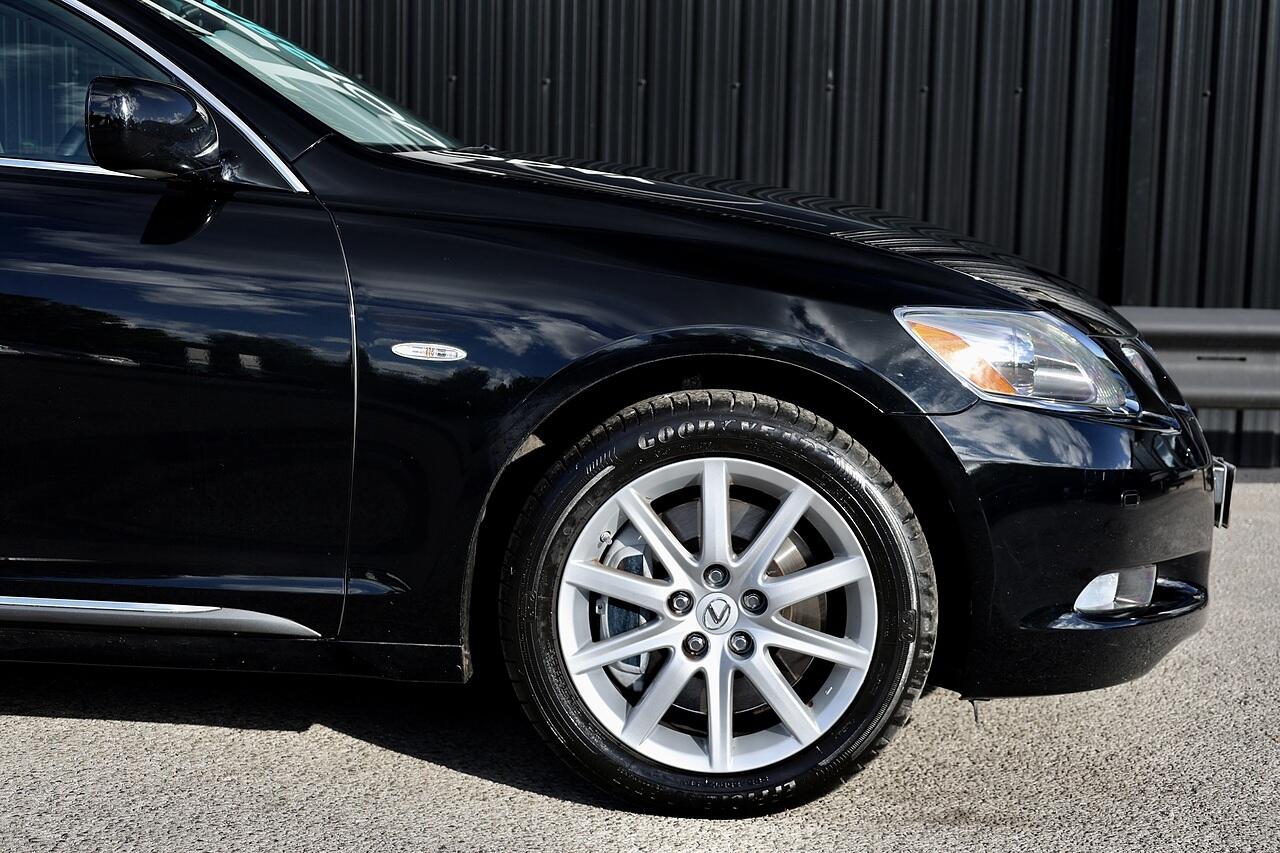 Lexus GS view 24