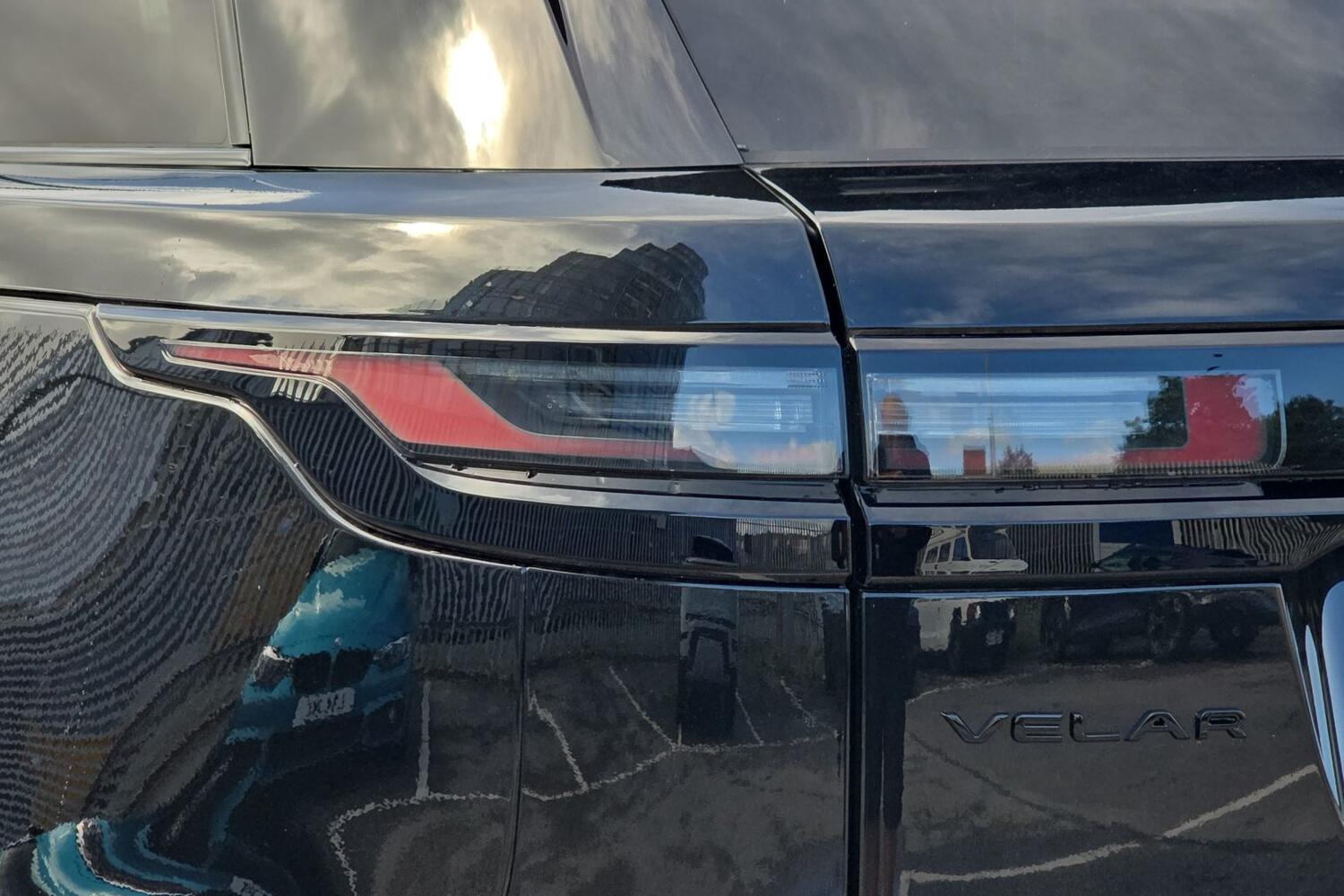 Land Rover Range Rover Velar view 19