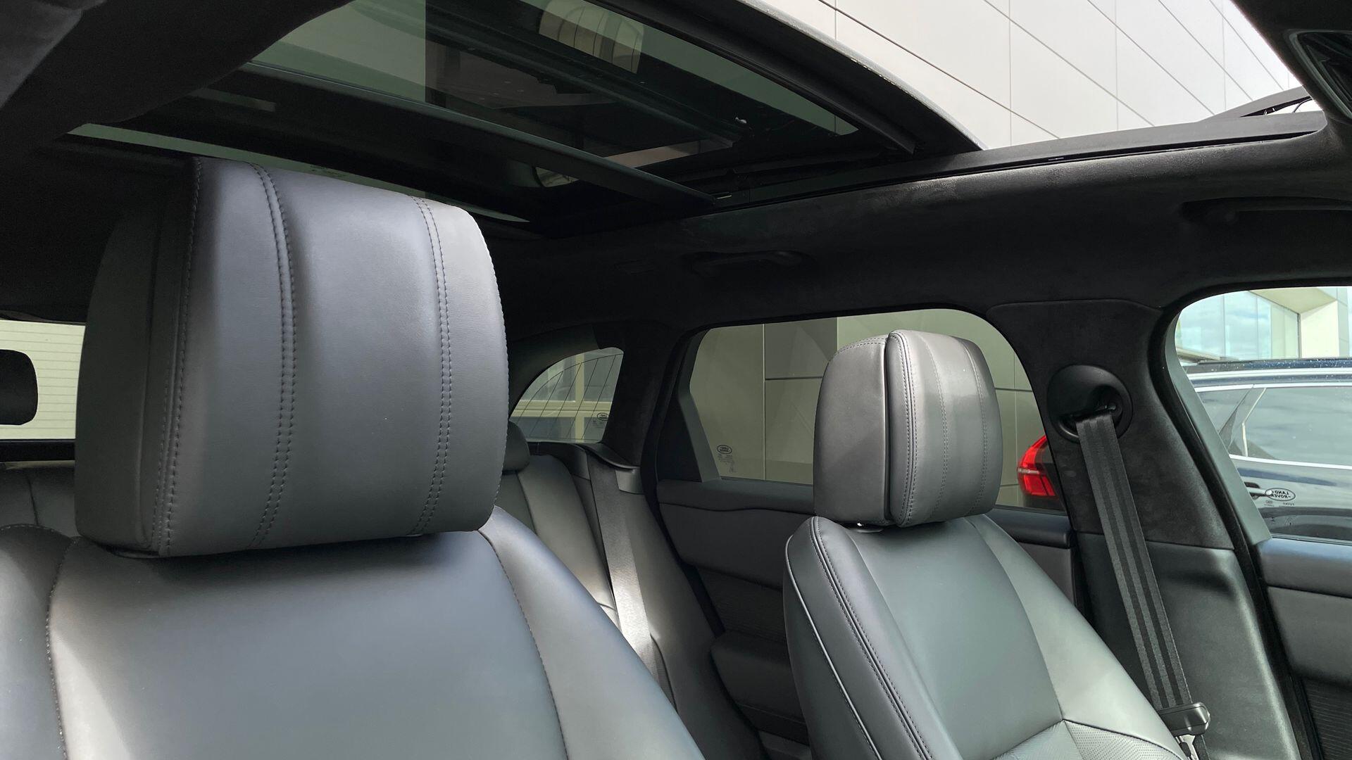 Land Rover Range Rover Velar view 37