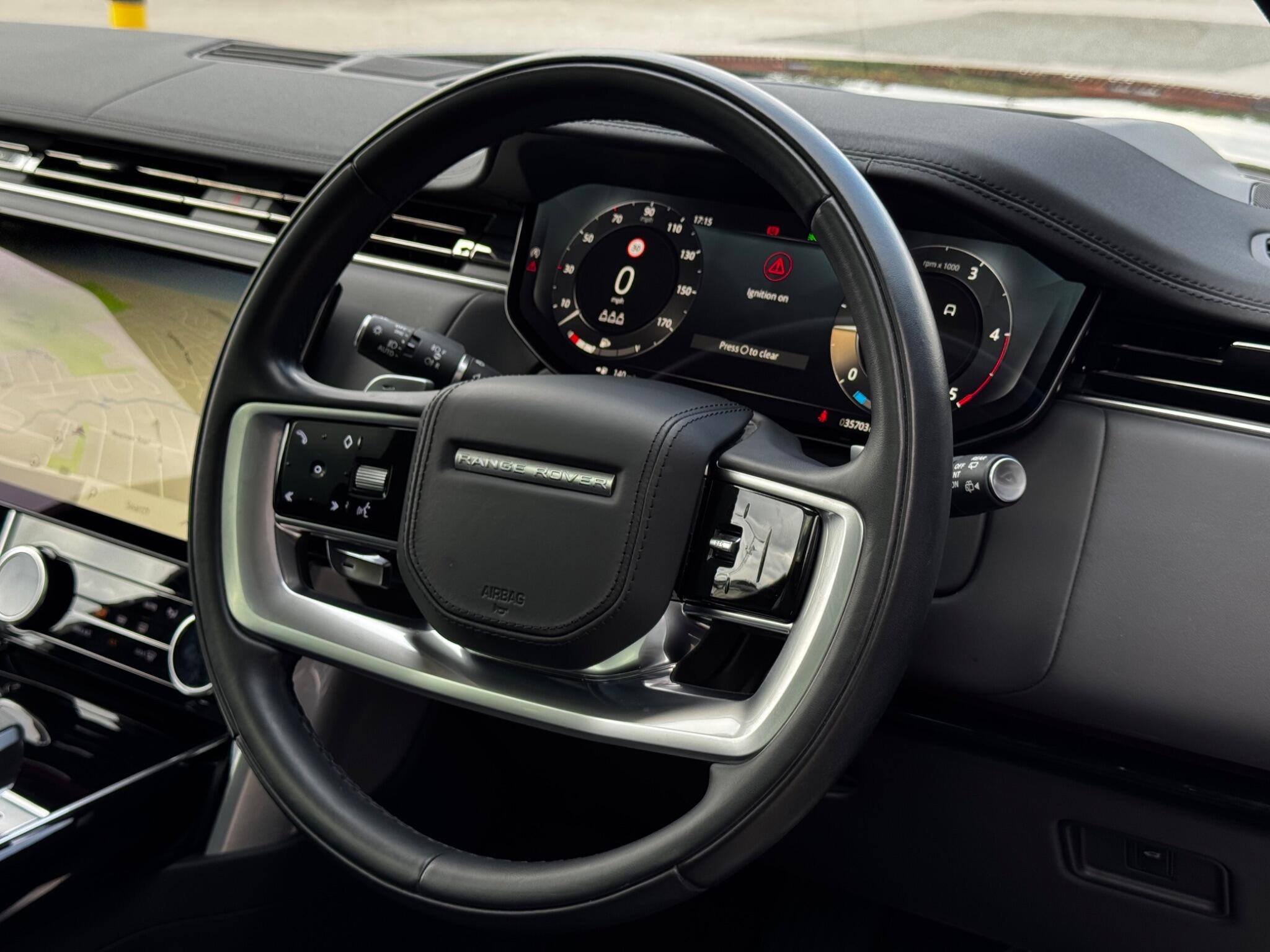 Land Rover Range Rover view 67