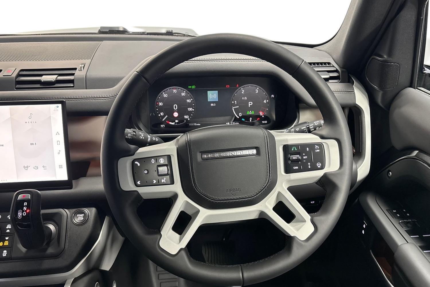 Land Rover Defender view 9