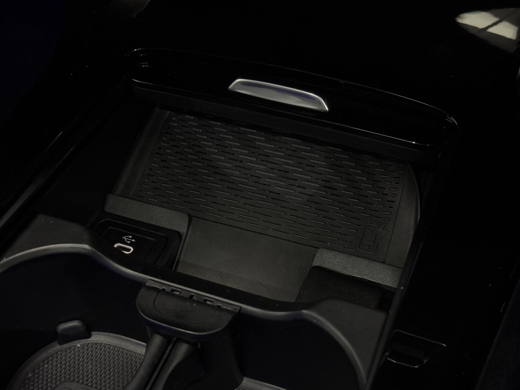 Mercedes-Benz Cla view 37
