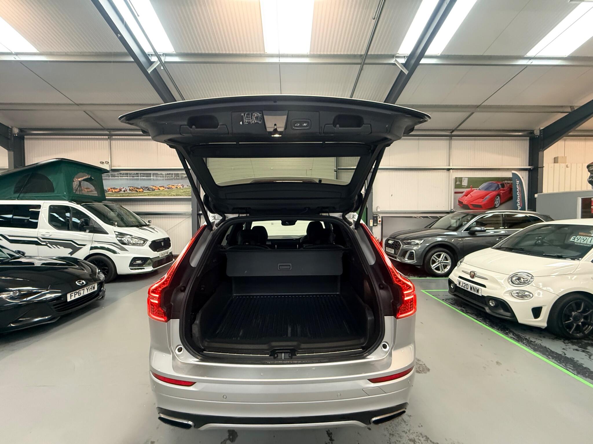Volvo XC60 view 38
