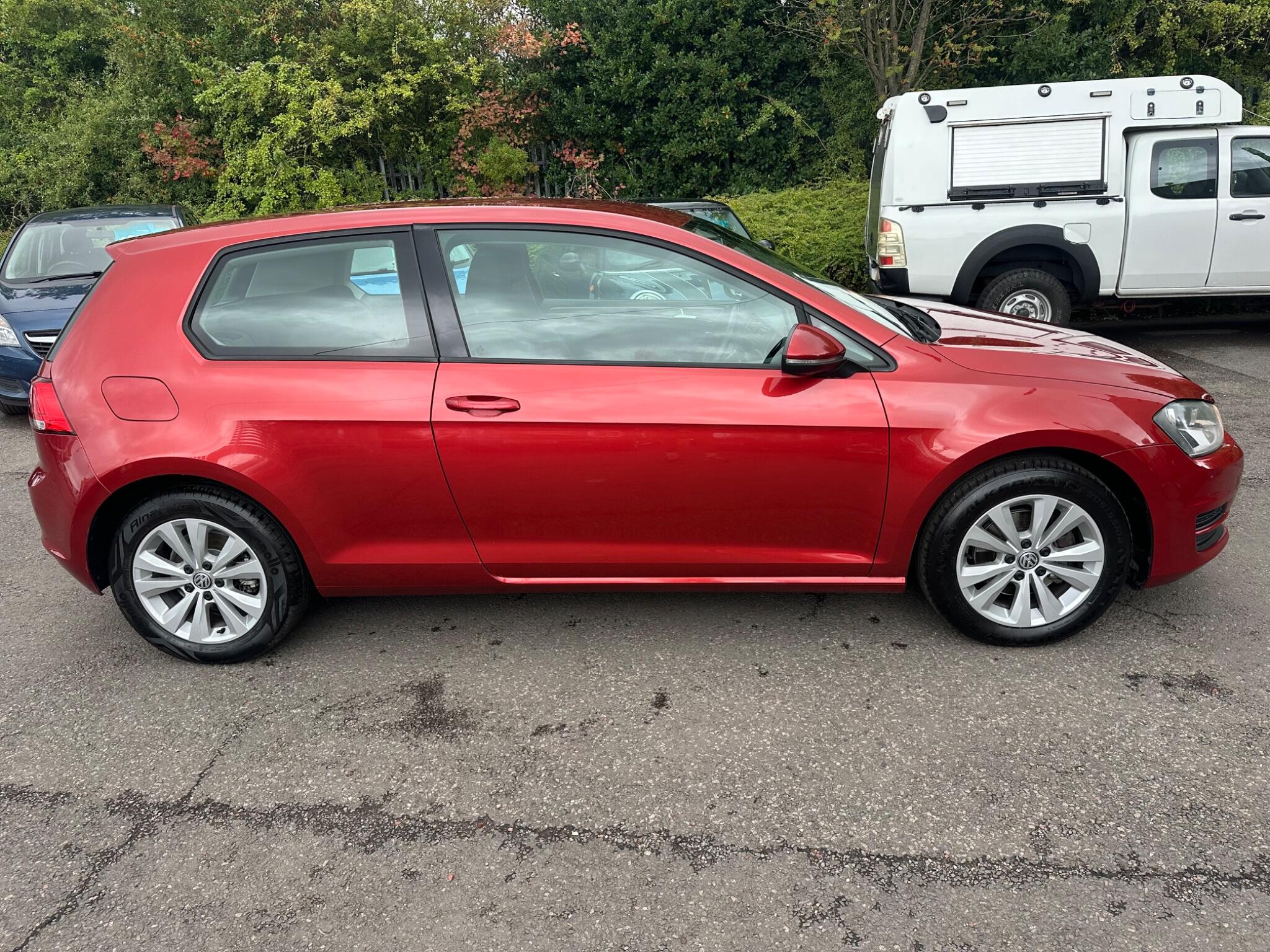 Volkswagen Golf view 20