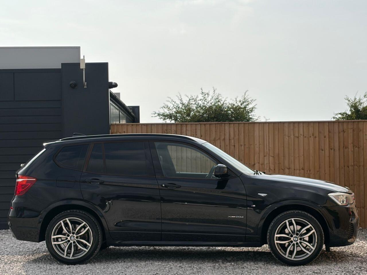 BMW X3 view 11