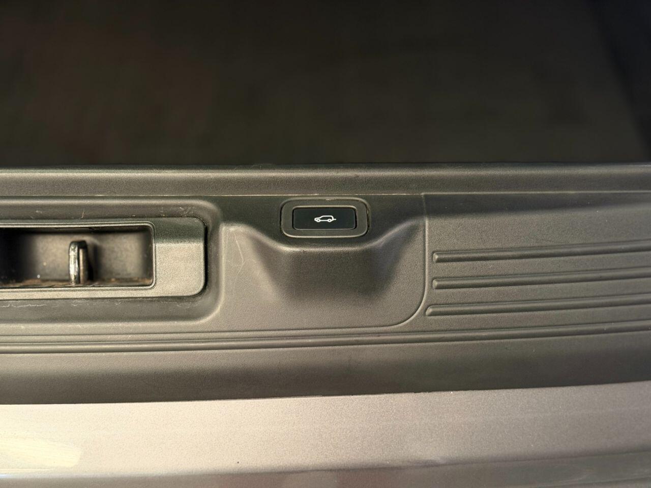 Land Rover Range Rover view 55