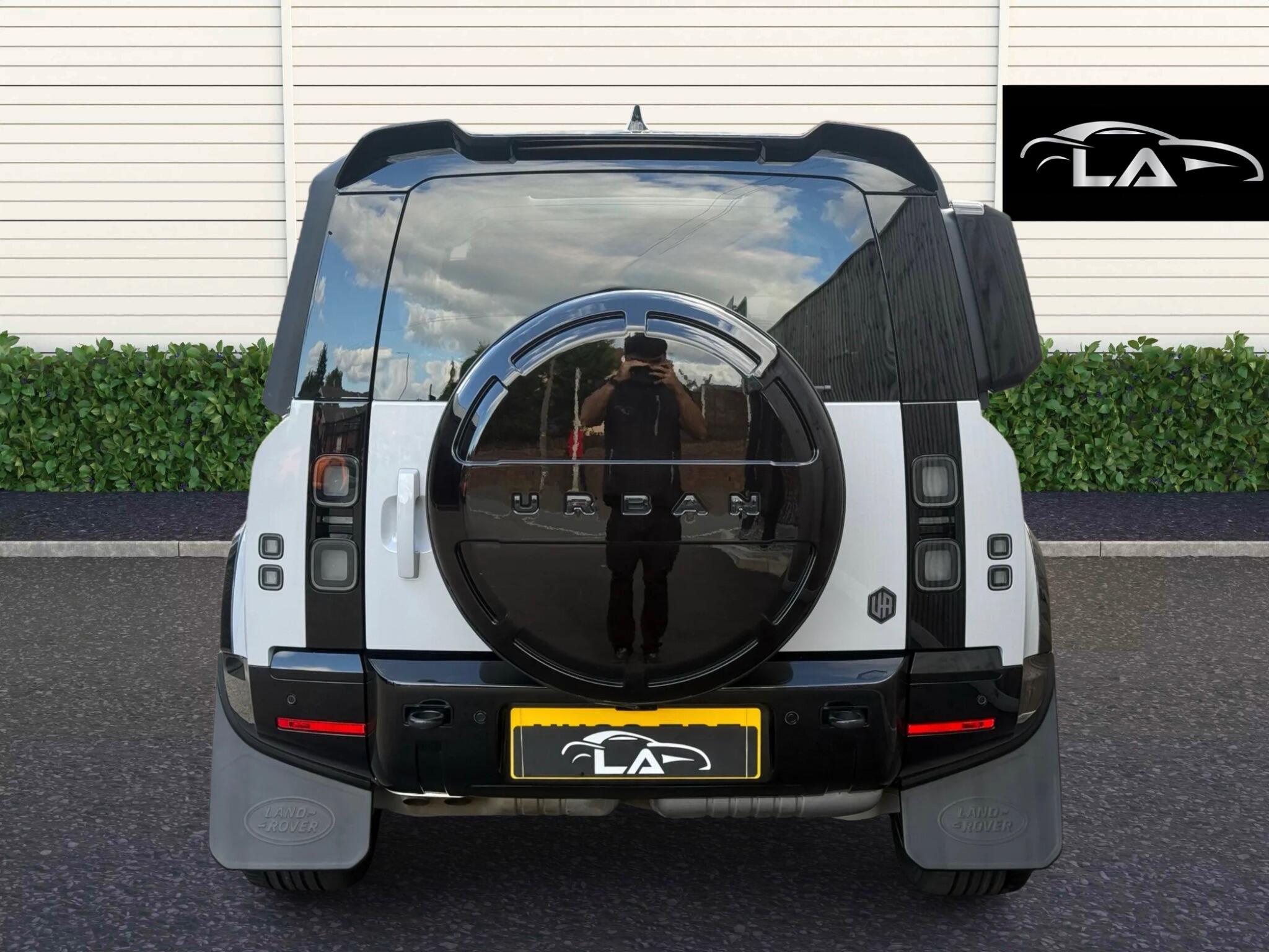 Land Rover Defender view 7
