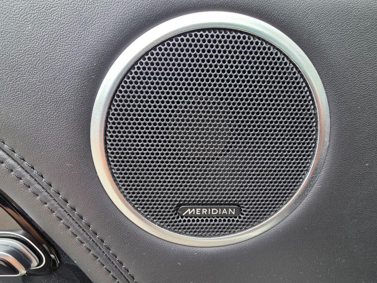 Land Rover Range Rover view 29