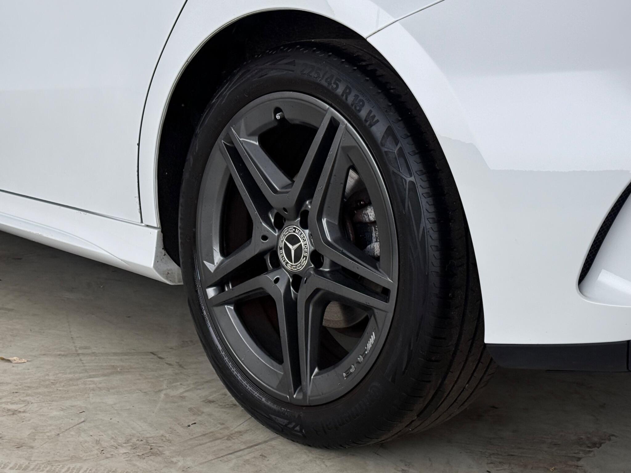 Mercedes-Benz A-Class view 9