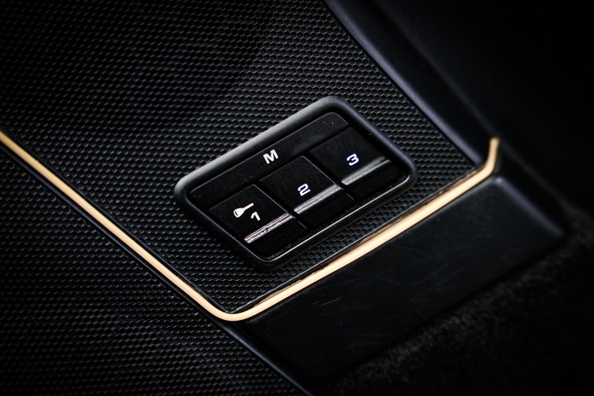 Porsche 911 view 52
