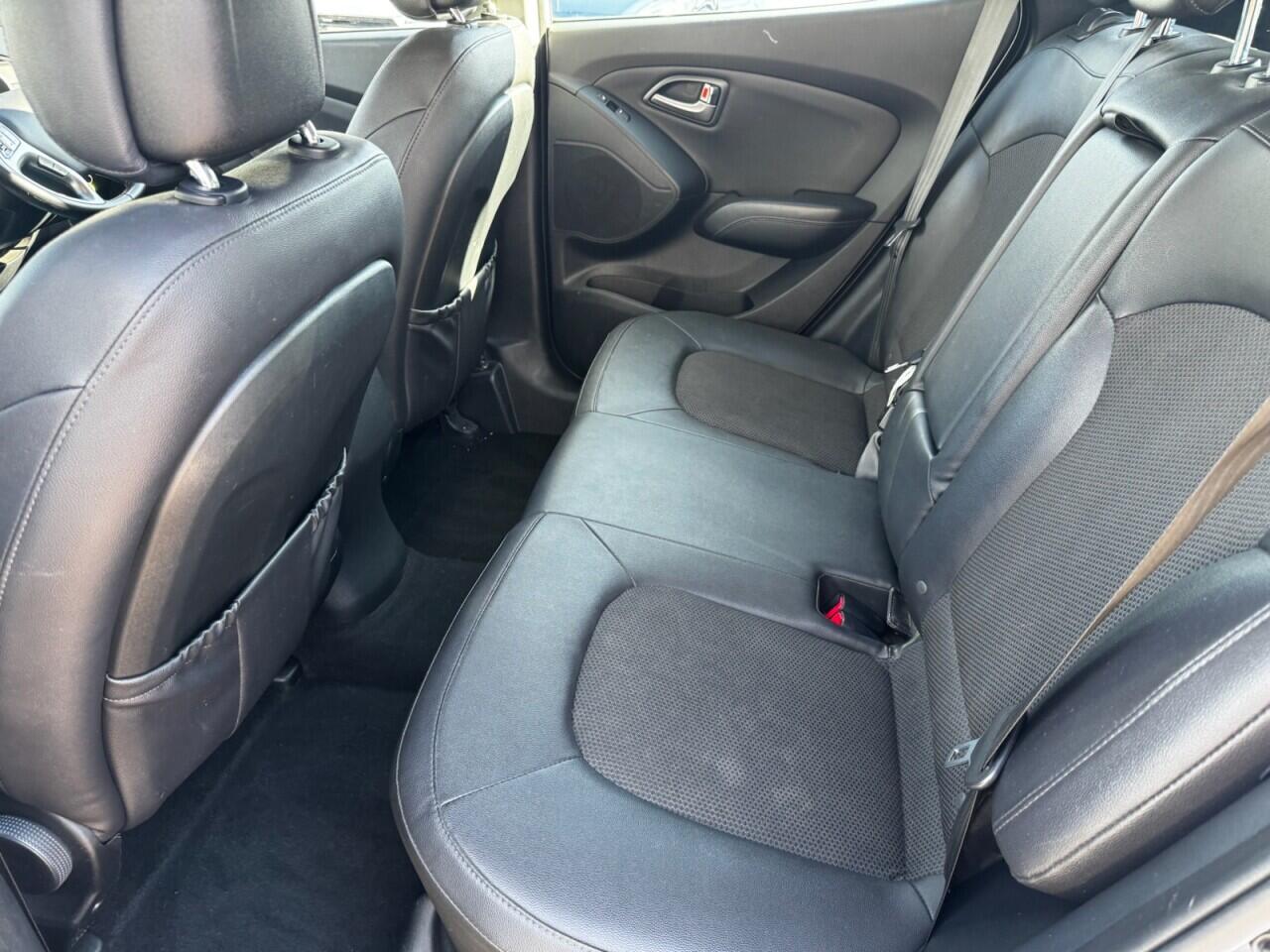 Hyundai ix35 view 31