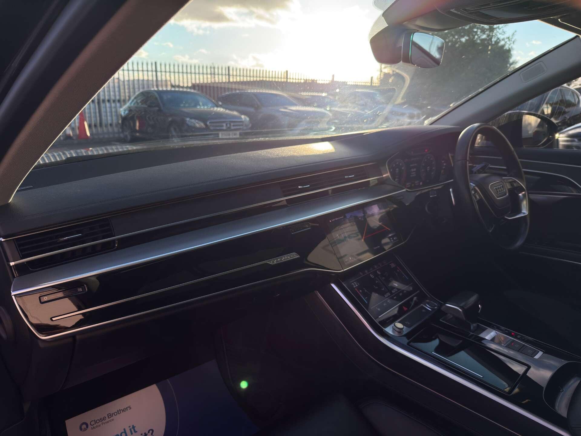 Audi A8 view 54