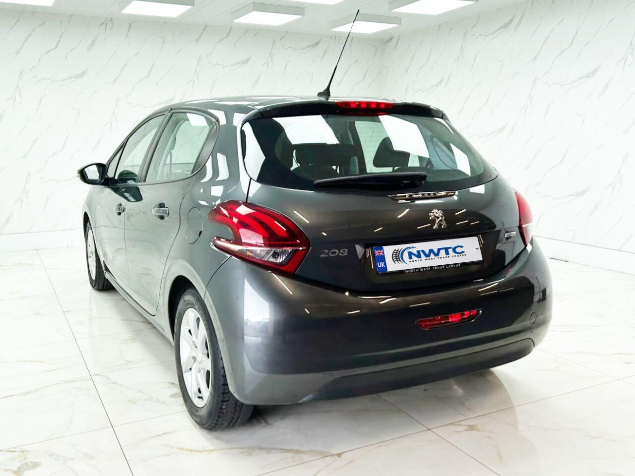 Peugeot 208 view 20