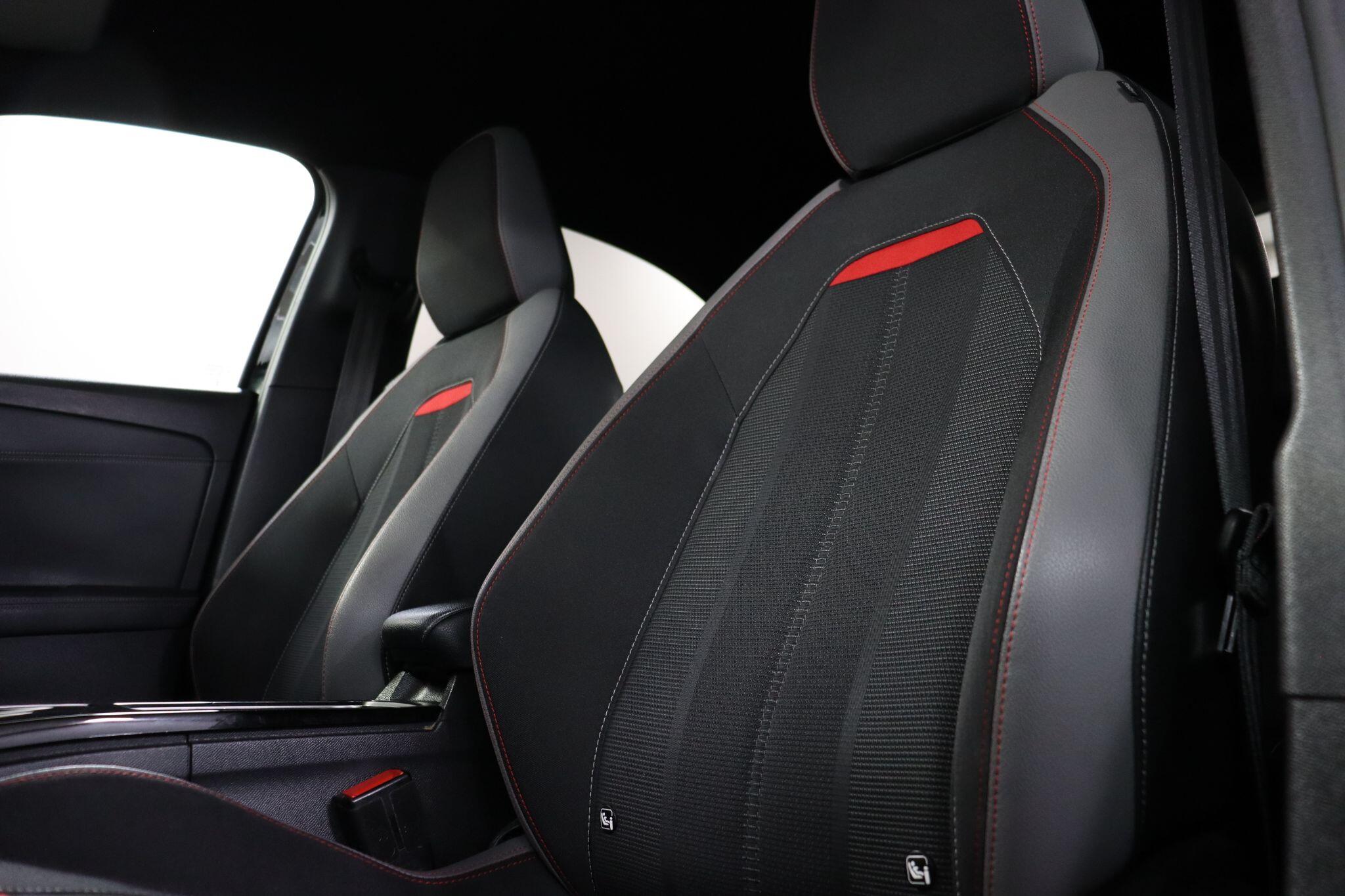 Vauxhall Mokka view 35