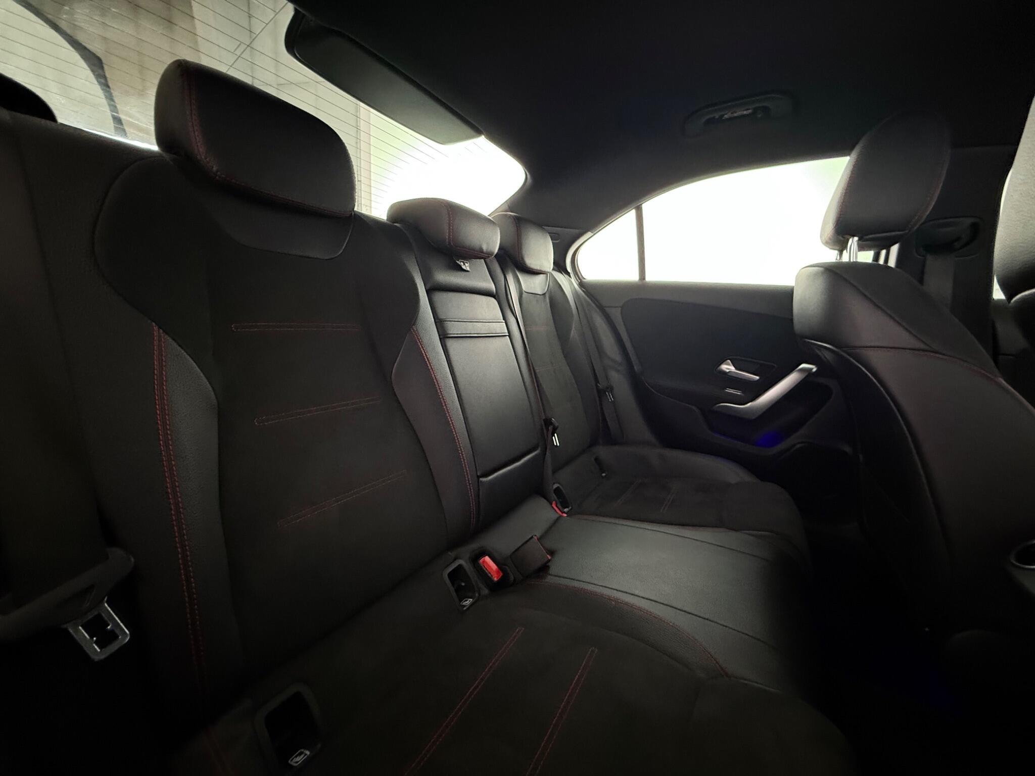 Mercedes-Benz A-Class view 34