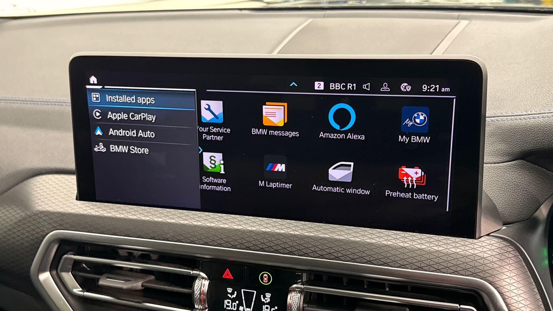 BMW iX3 view 28