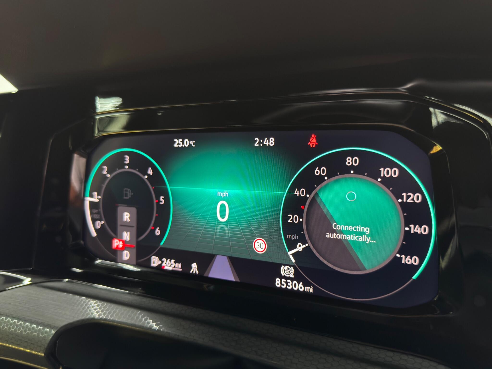 Volkswagen Golf view 26