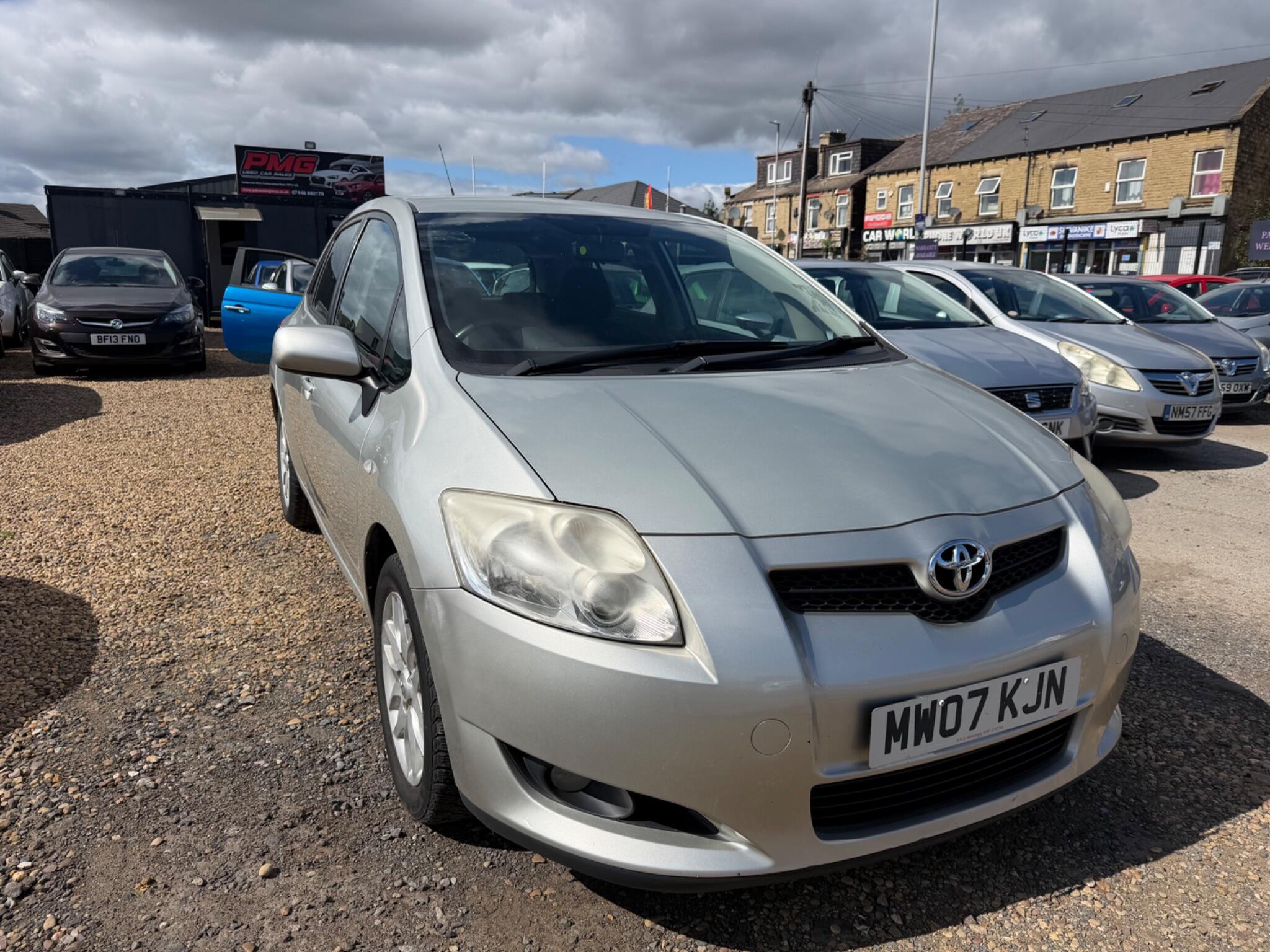 2007 Toyota Auris