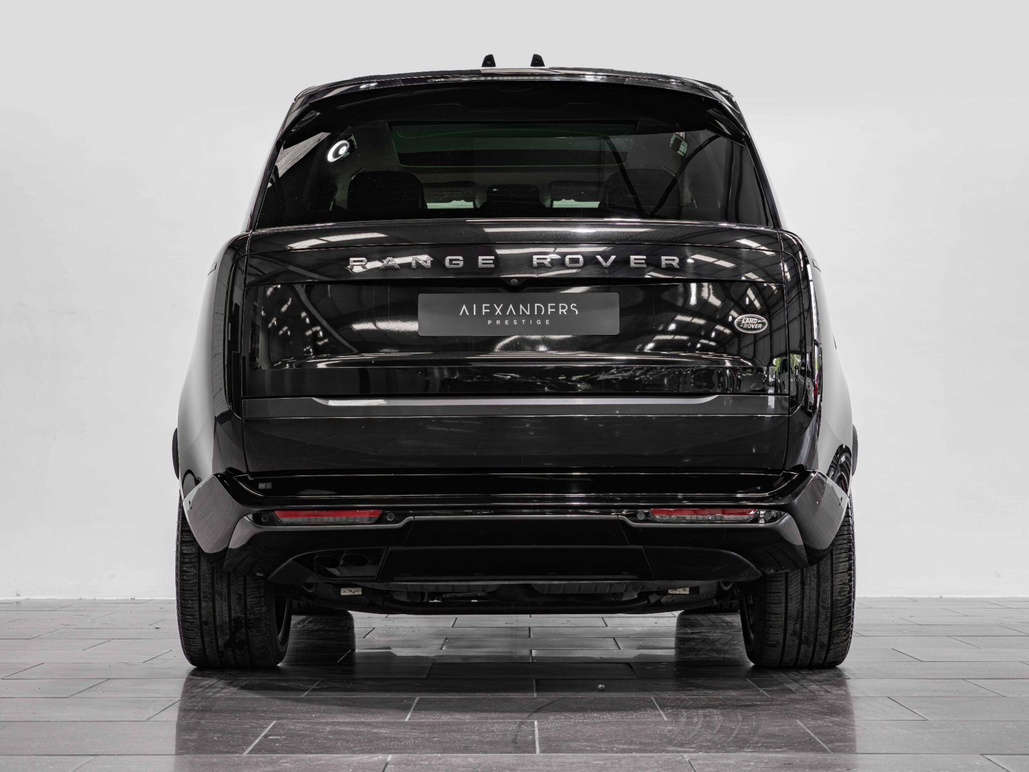 Land Rover Range Rover view 11
