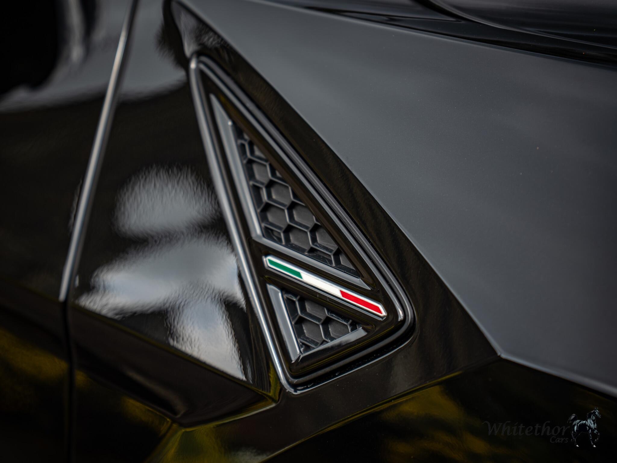 Lamborghini Urus view 26