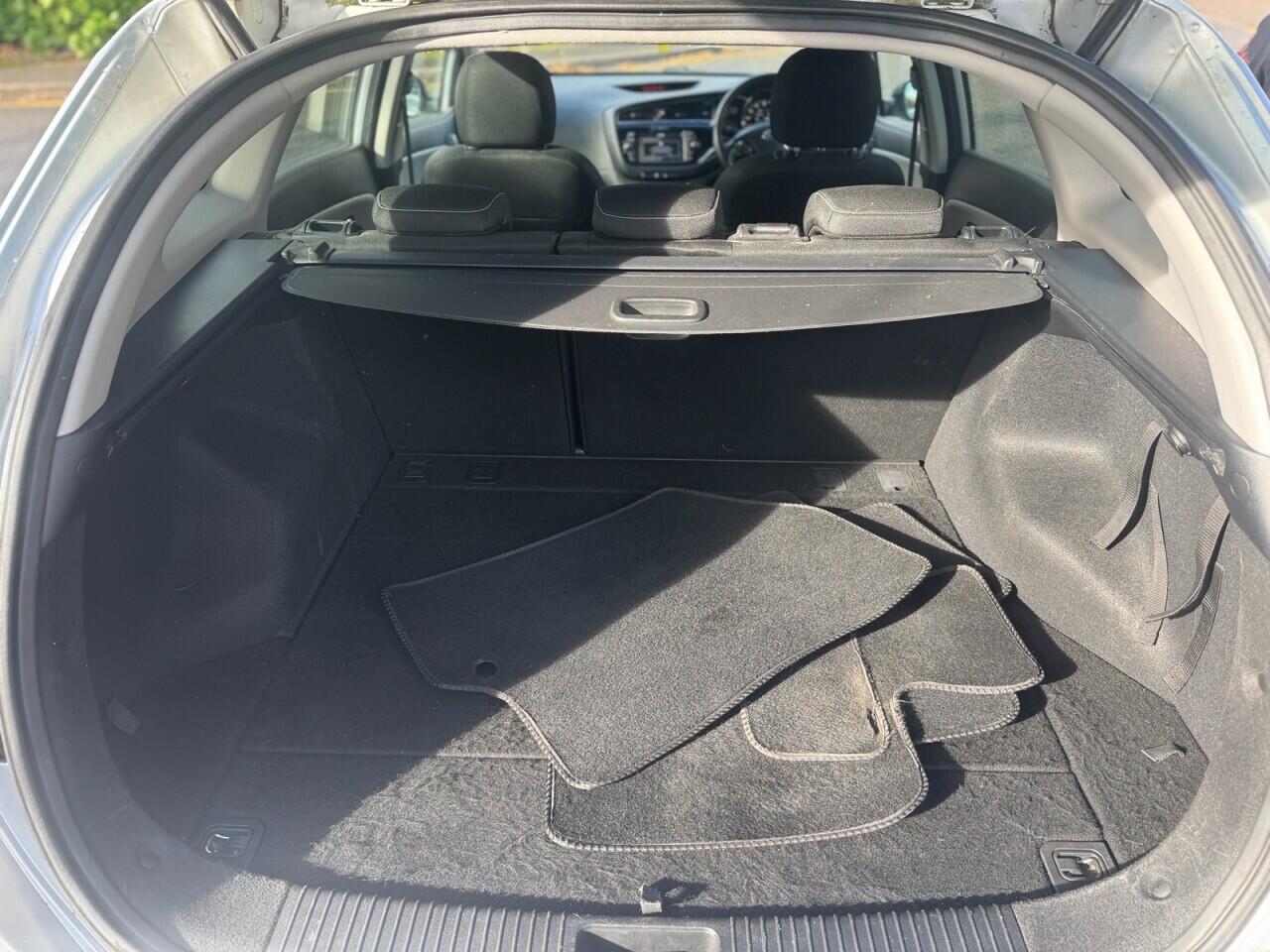 Kia Ceed view 24