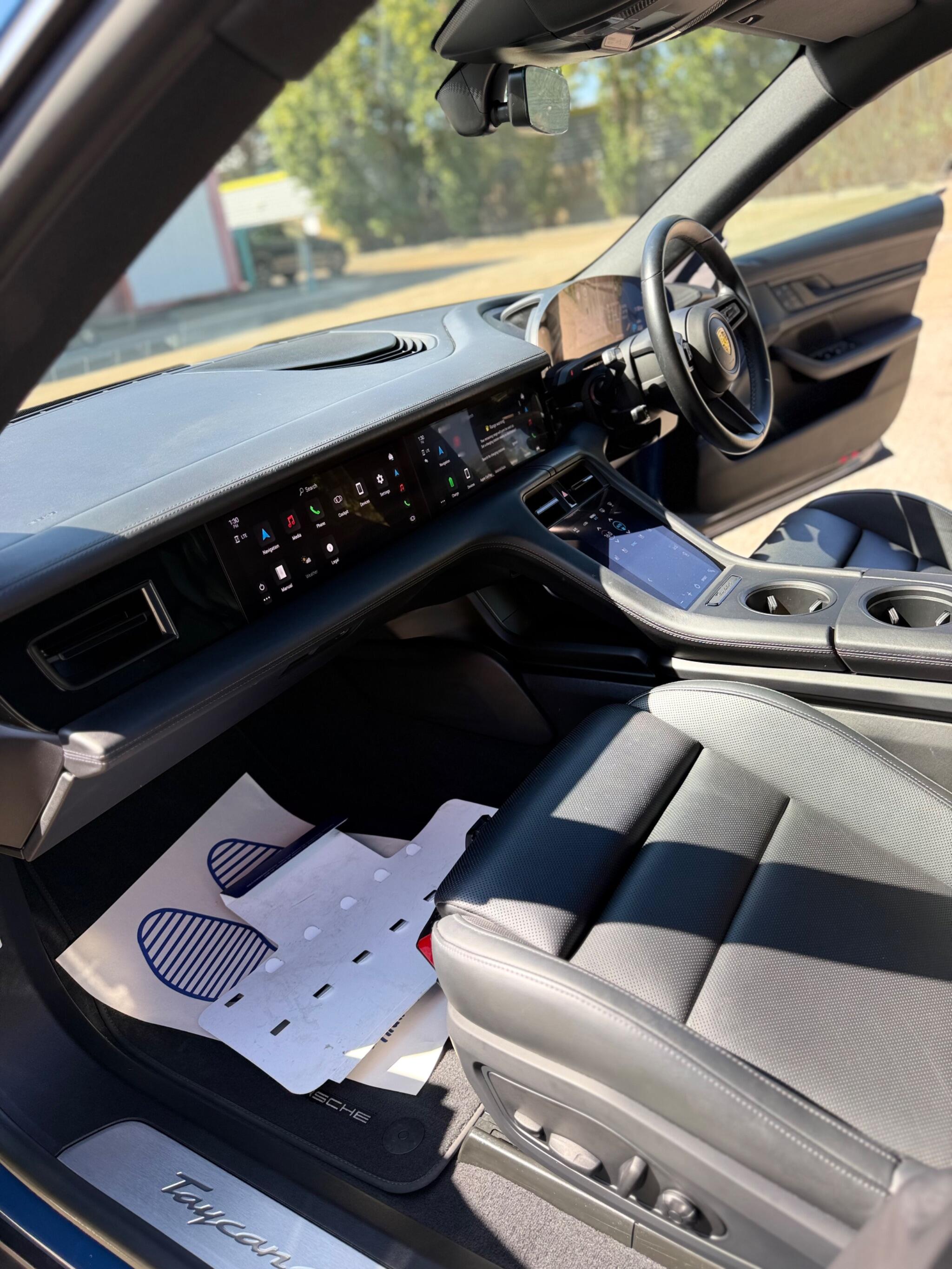 Porsche Taycan view 12