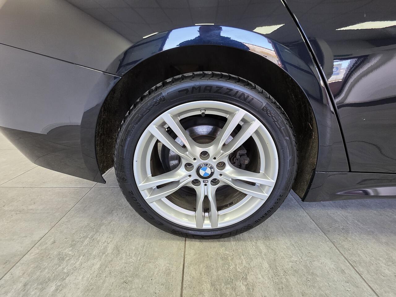 BMW 4 Series view 24