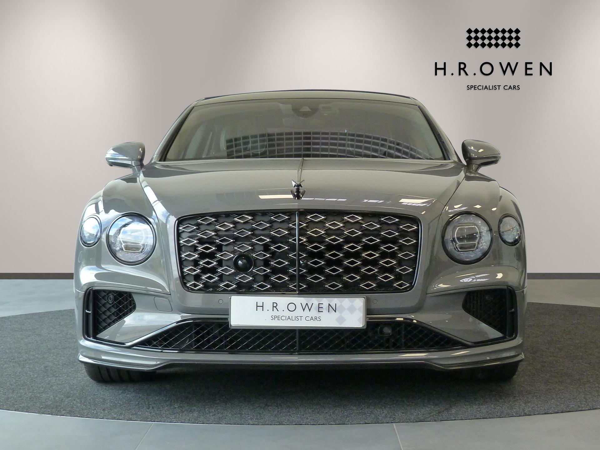 Bentley Flying Spur view 9